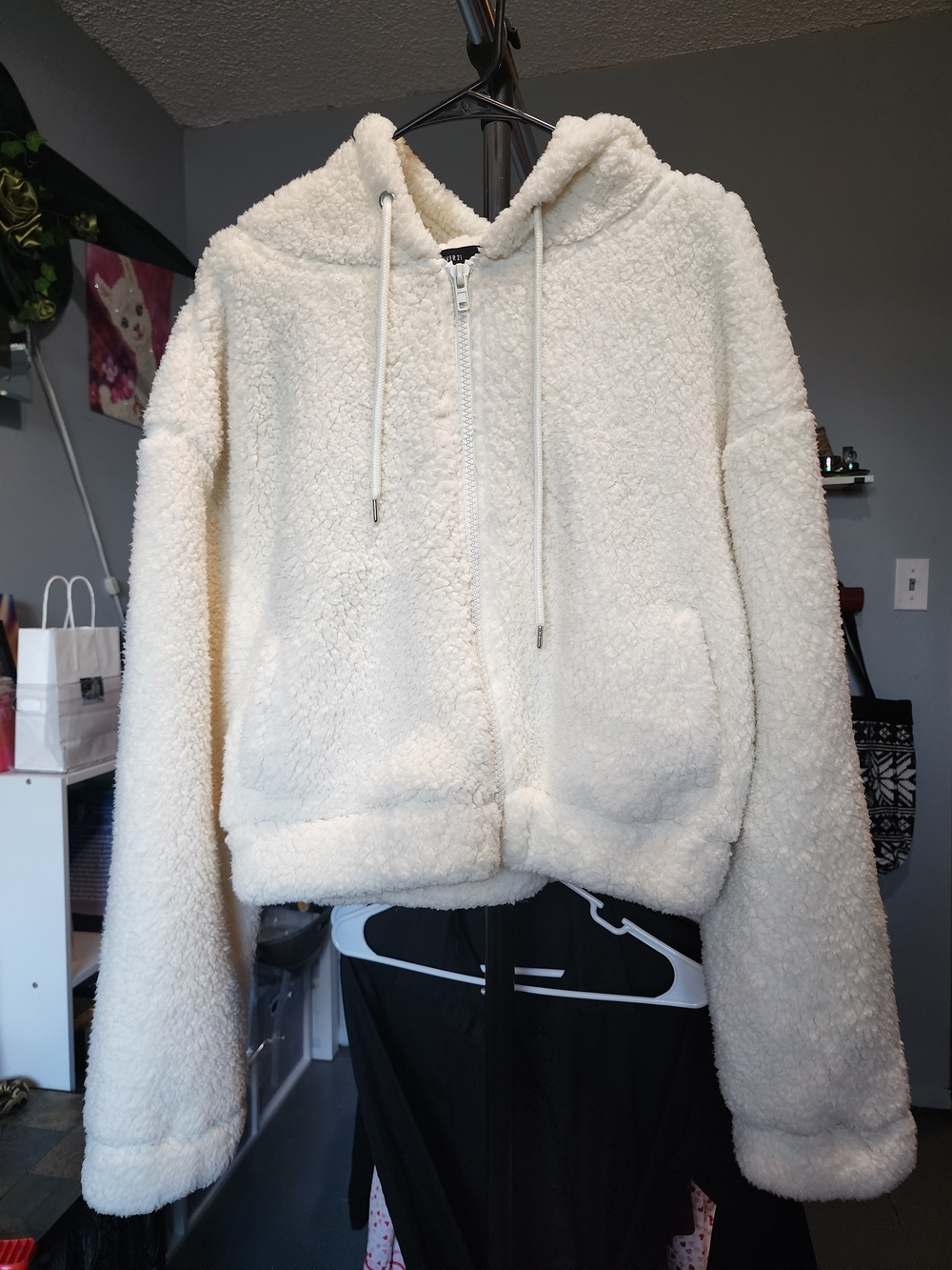 Forever 21 Women's Teddy Fleece Hooded Jacket in White  New No Tag LG Oversized